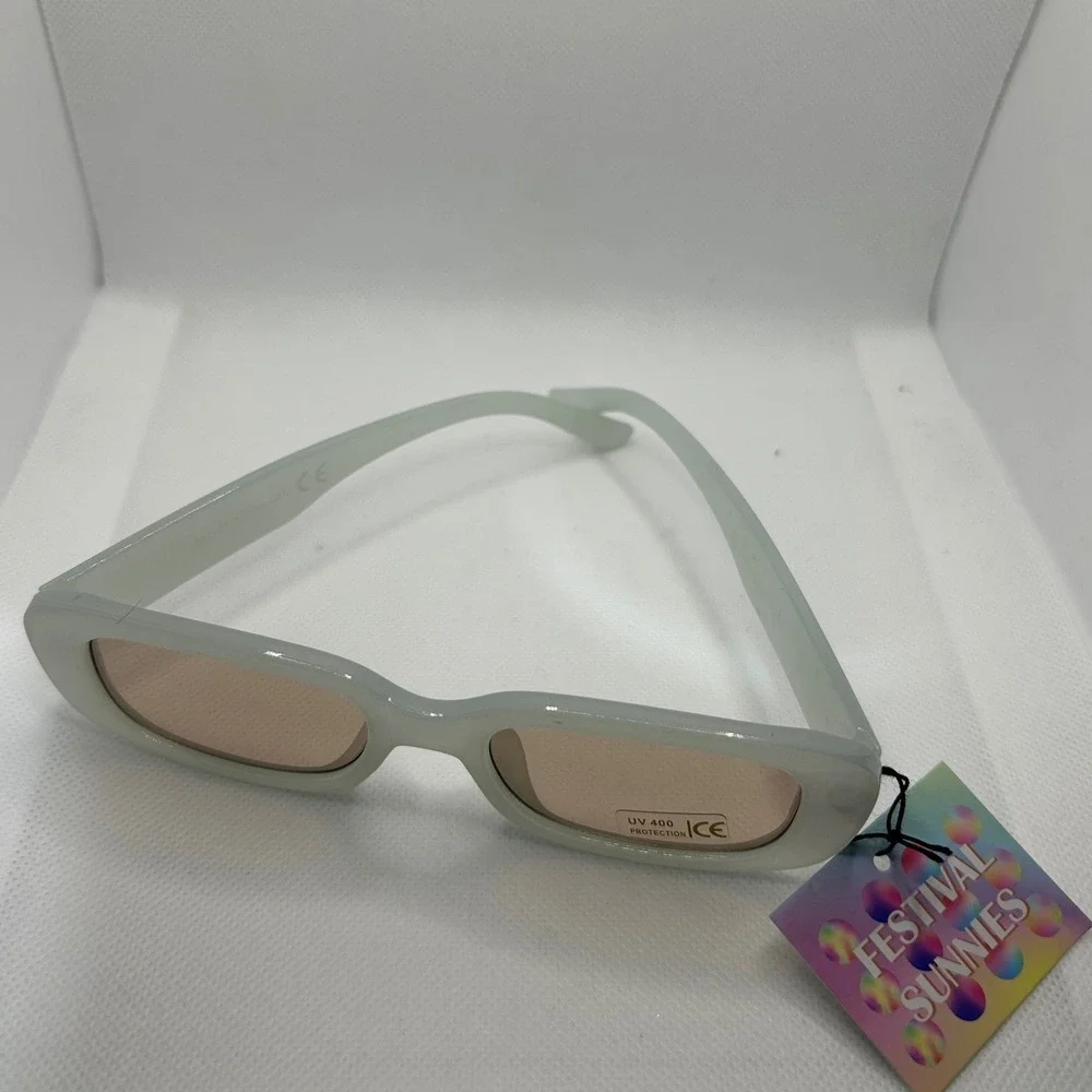 Womens Off White Rectangular Sunglasses UV‎ 400 Protection Cat 1